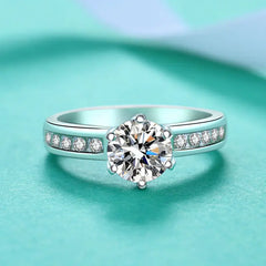 S925 Silver Ring with 1-Carat Moissanite, Certified