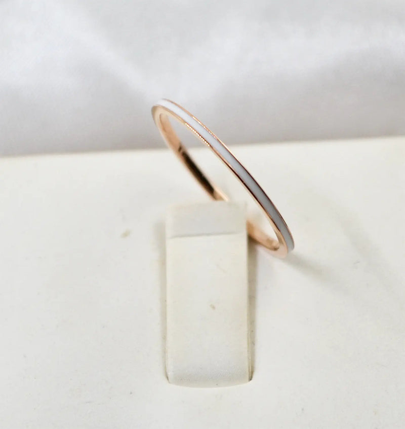 Black and White Epoxy Titanium Steel Rose Gold Ring